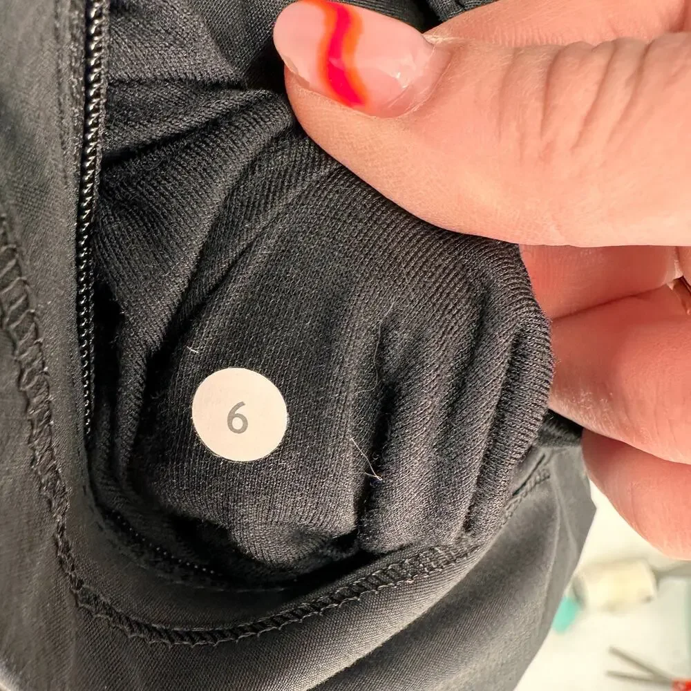 Lululemon Black Nylon Zip Up Ruched Back Detail Jacket Size 6